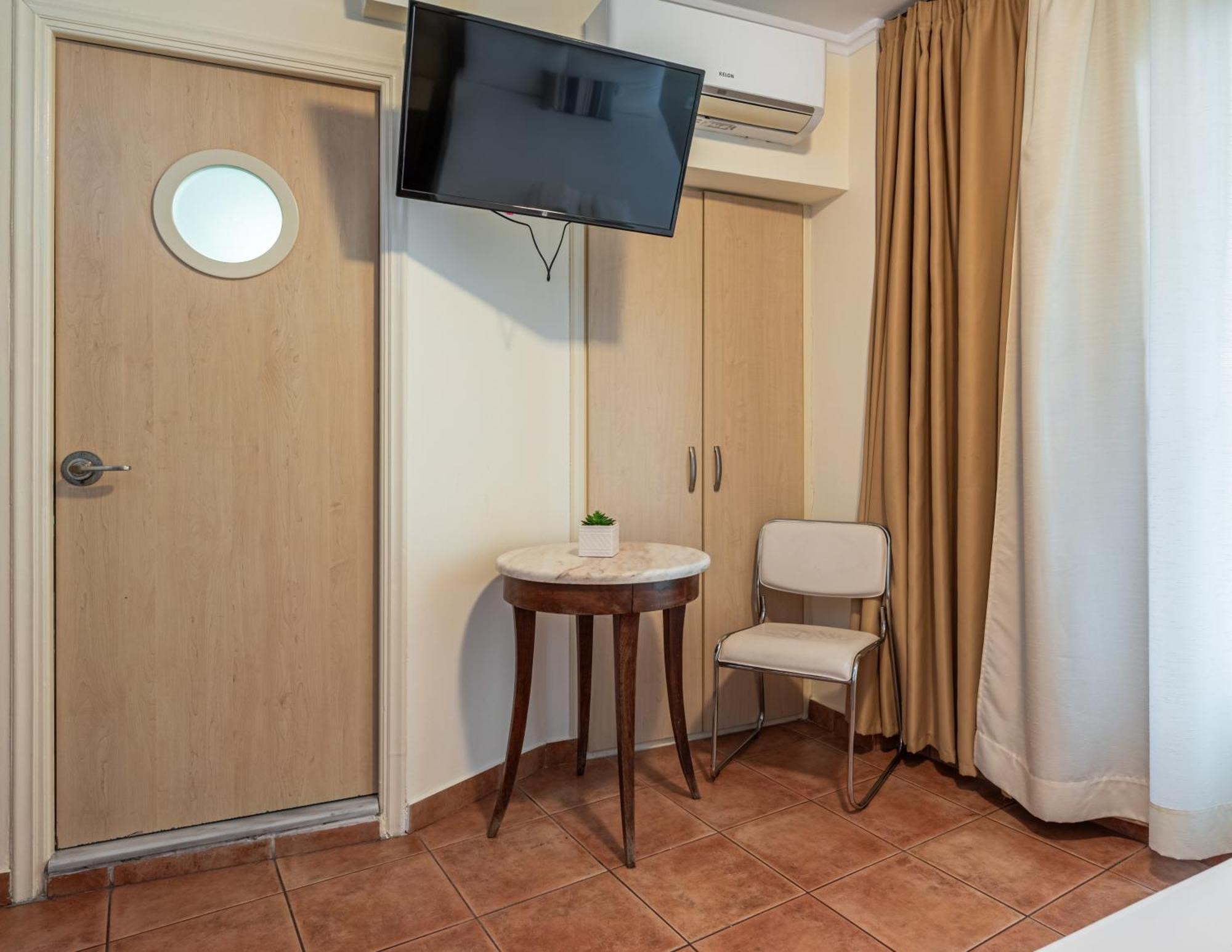 Fontana Luxury Rooms Mytilene Exterior photo